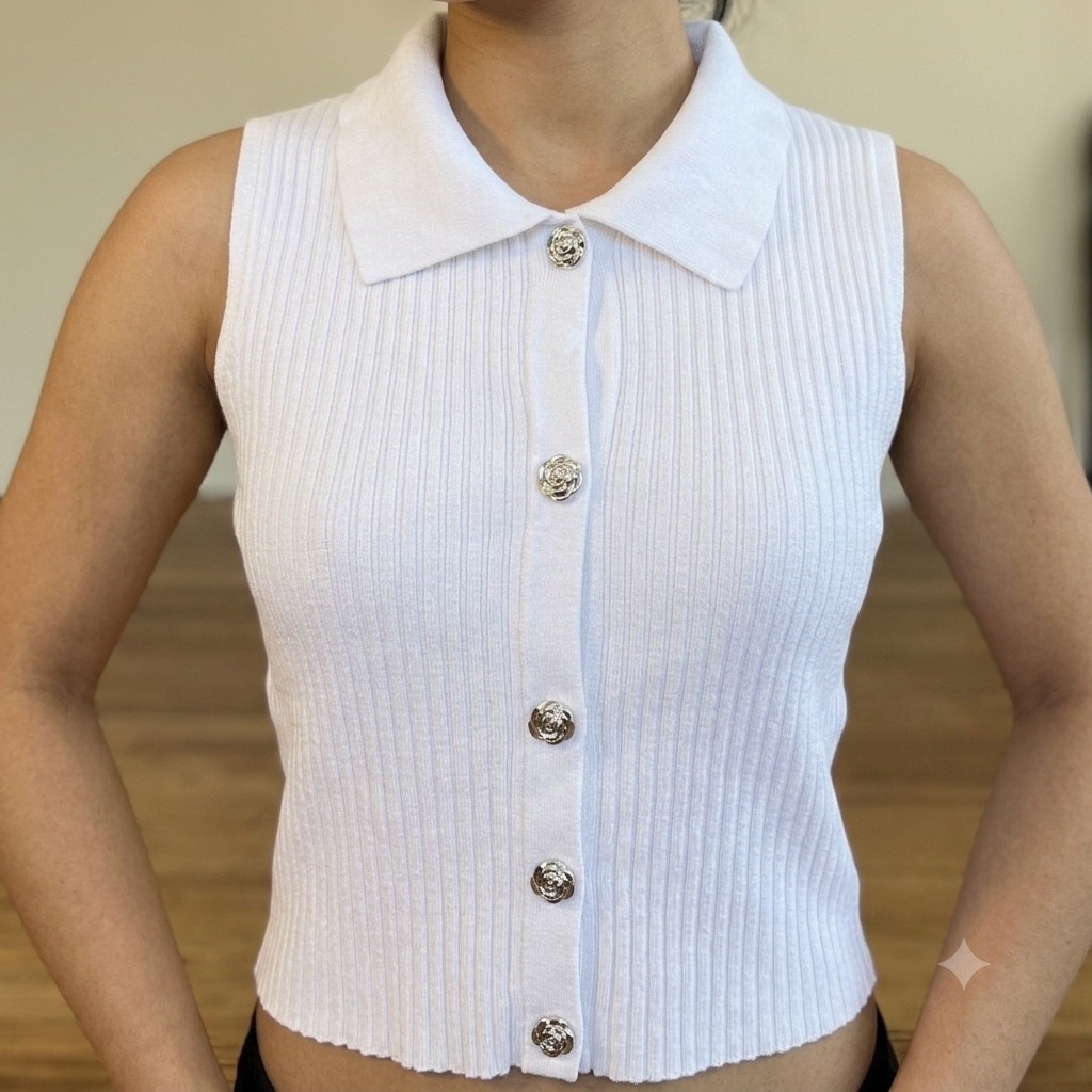 Calligraphie White Ribbed Sleeveless Cardigan Top With Rose Buttons Size M